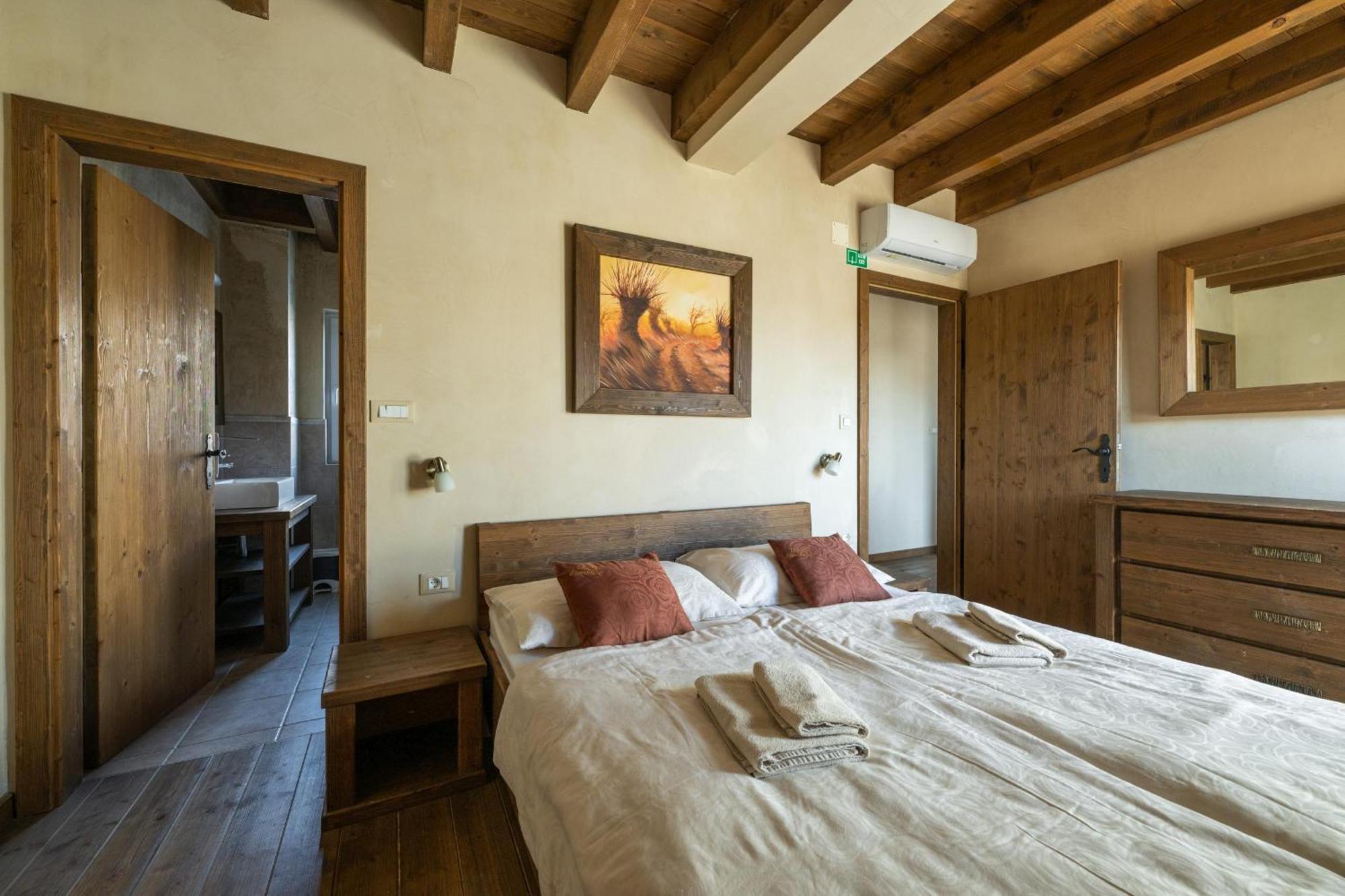 Villa Castagna Near The Sea With Private Pool And Sauna Premantura Dış mekan fotoğraf