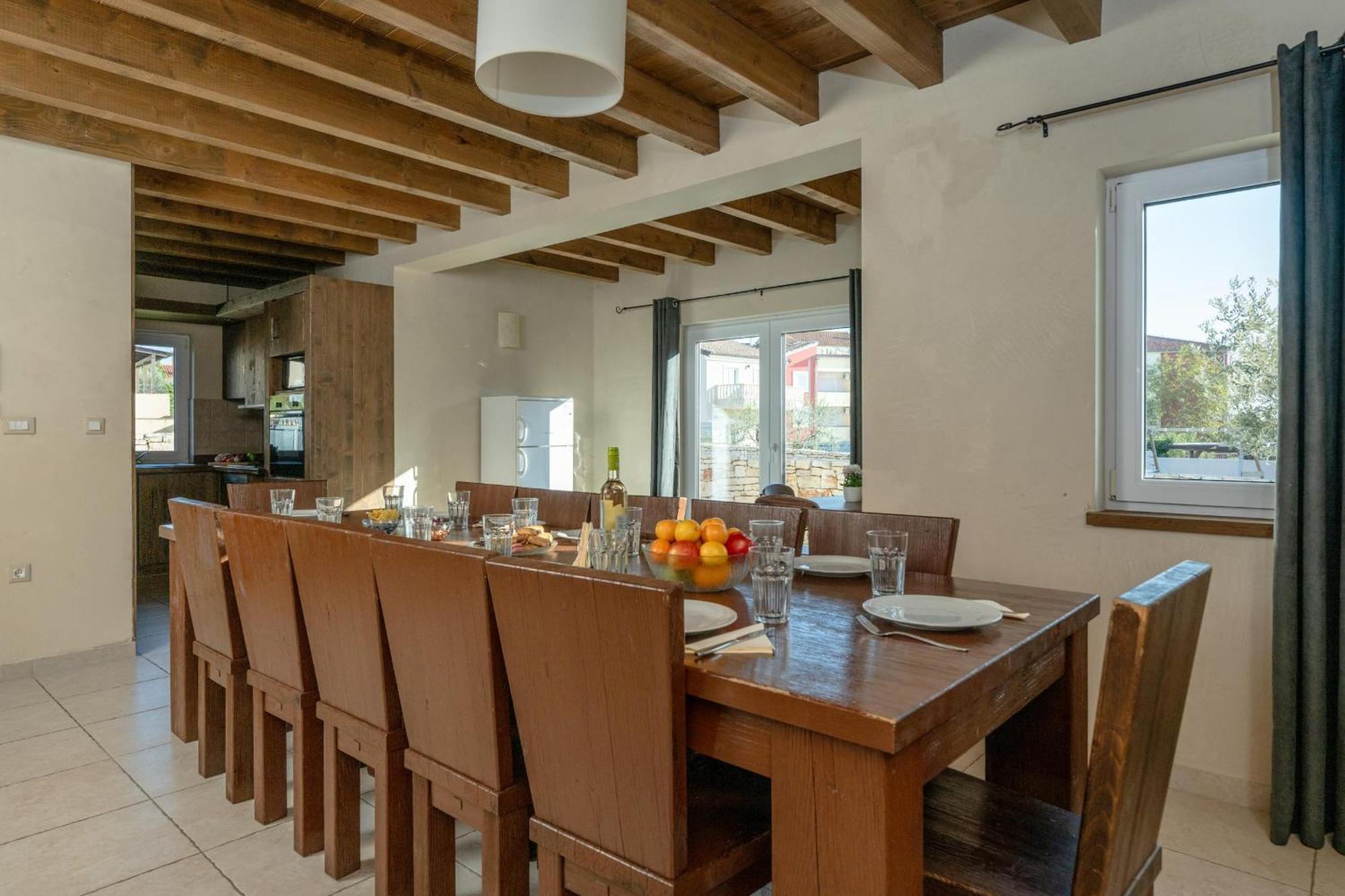 Villa Castagna Near The Sea With Private Pool And Sauna Premantura Dış mekan fotoğraf